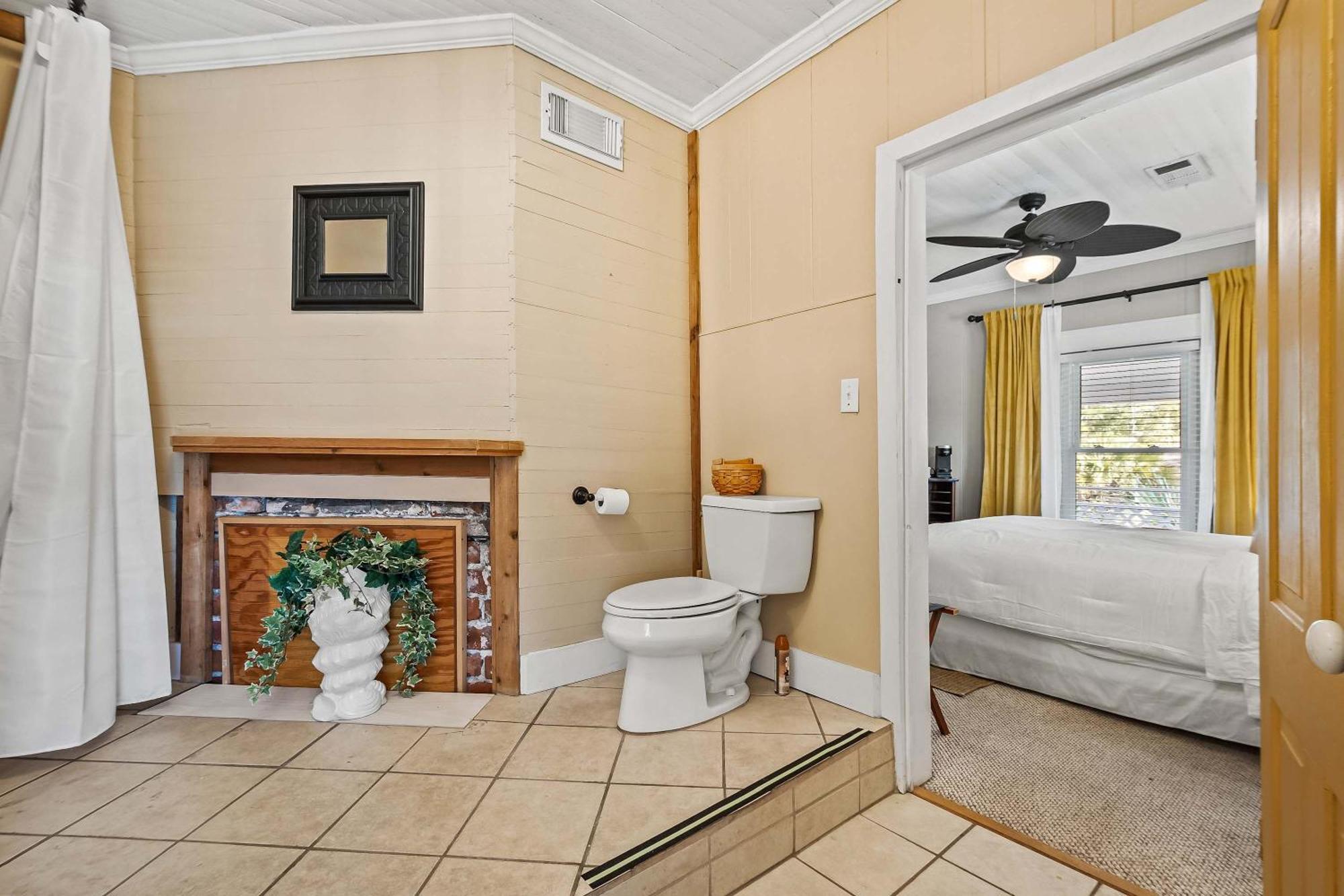 Old Carrabelle Hotel Hemingway Suite ภายนอก รูปภาพ